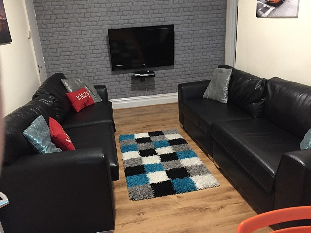 Flat Craighall Avenue in Manchester
