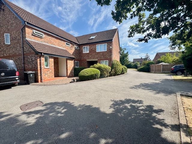 Flat Outwood Road in Stockport
