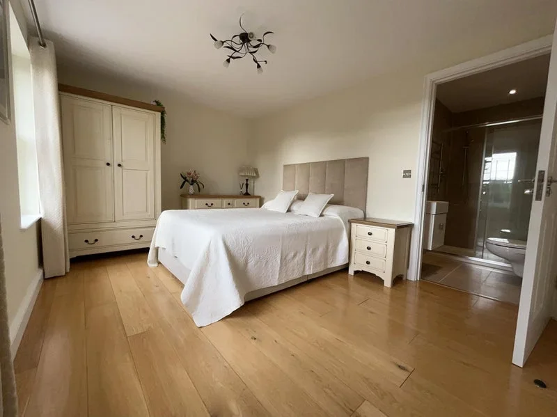 Room The Drive in Greater London