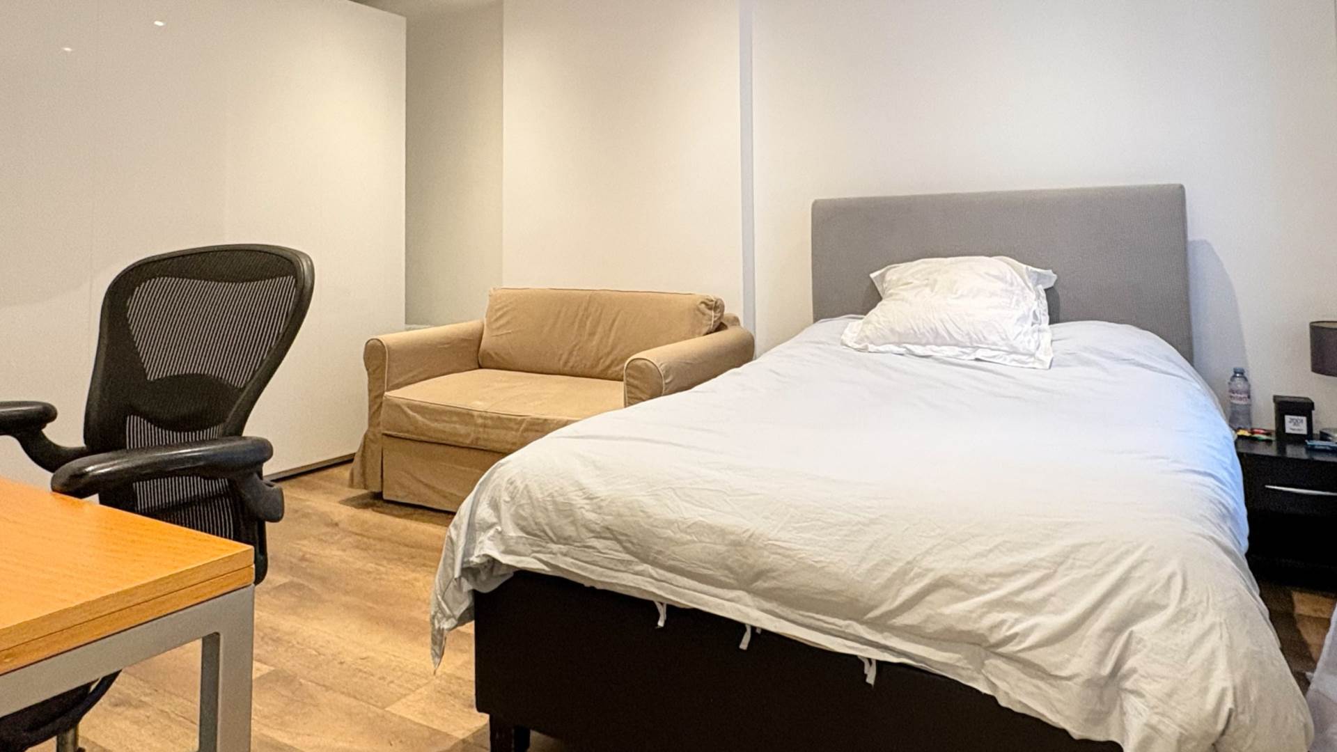 Flat Gloucester Terrace in City of Westminster