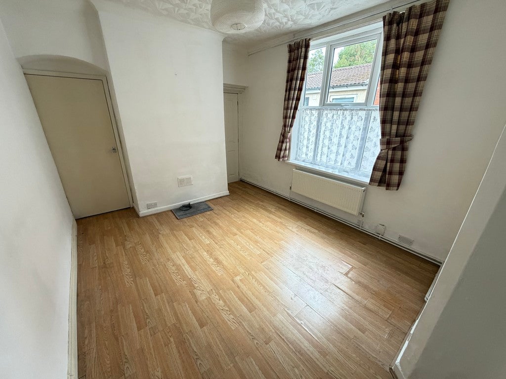 Flat Penn Road in Wolverhampton