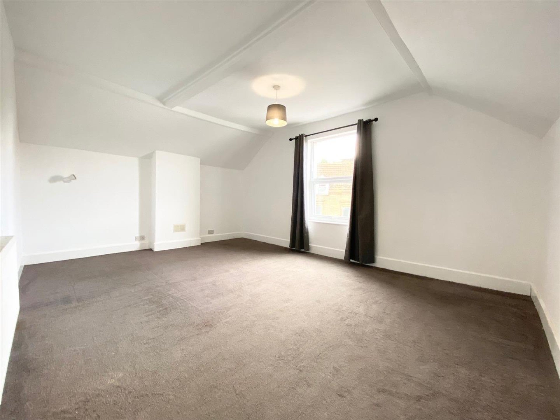 Flat Bradley Hill Lane in Somerton