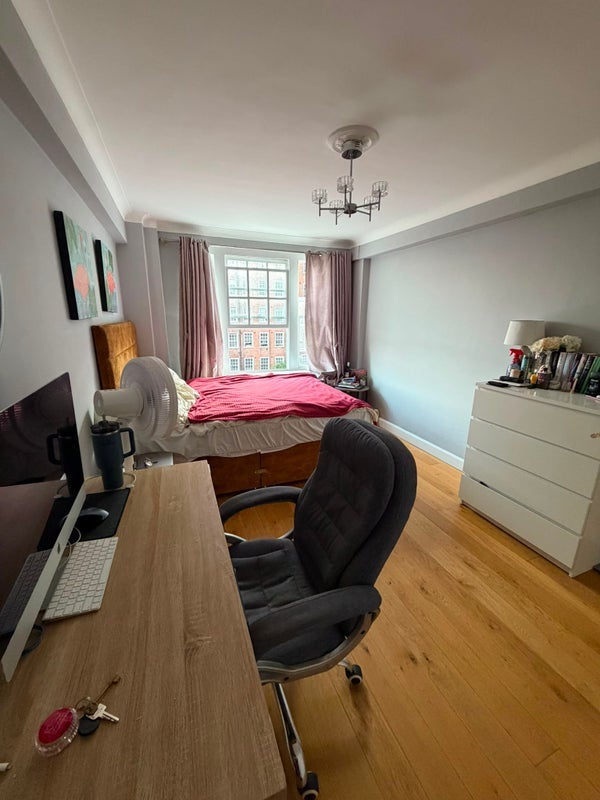 Room Park West Place in City of Westminster