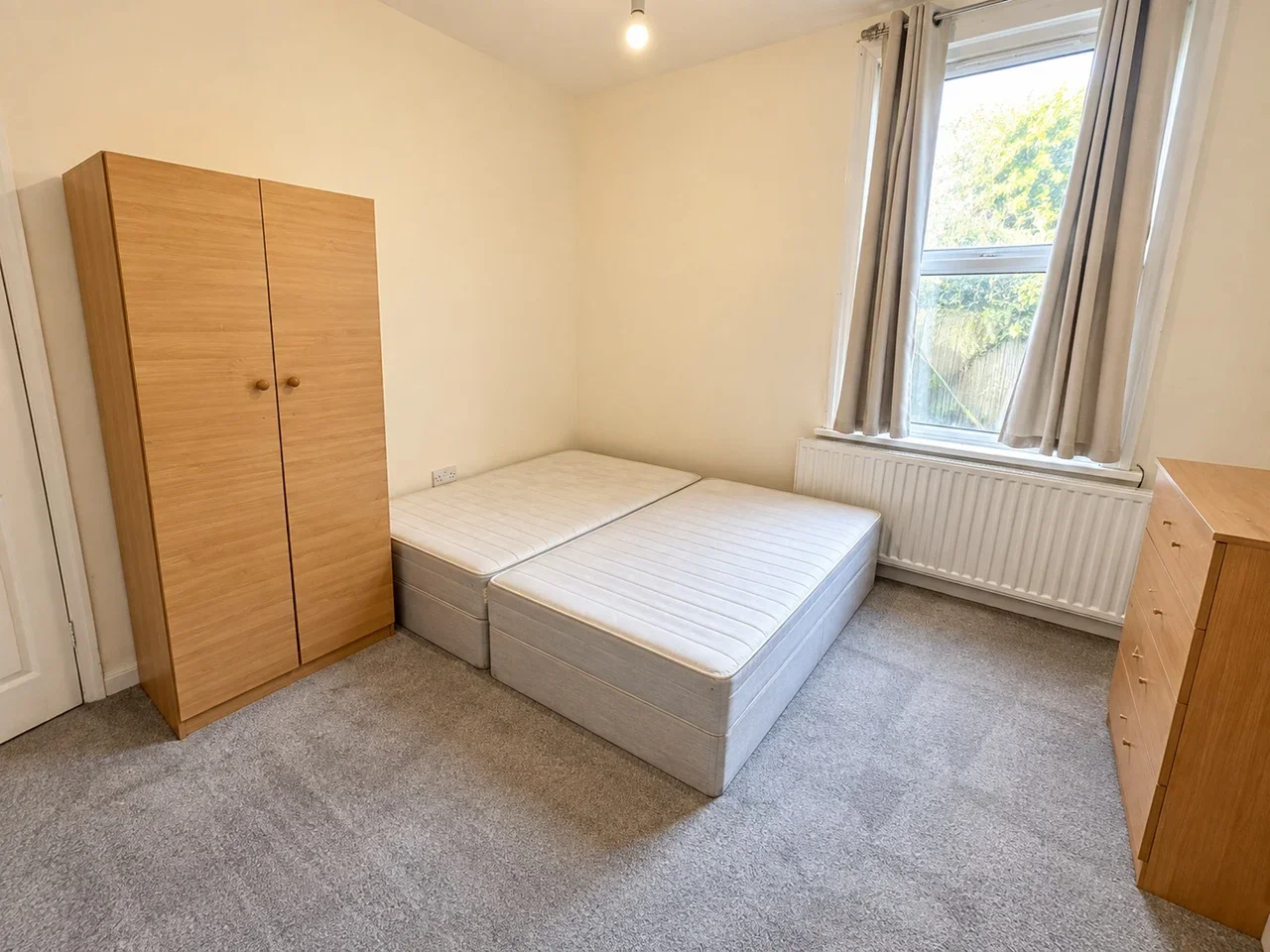 Flat Romford Road in Greater London