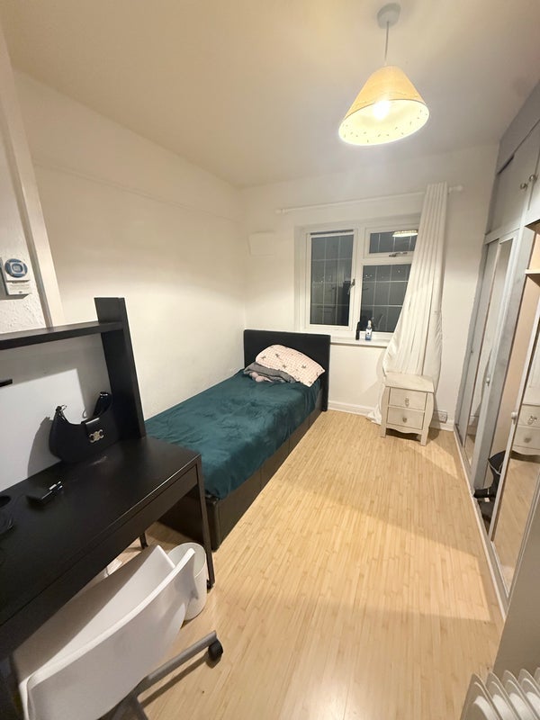 Room Jervoise Road in Birmingham