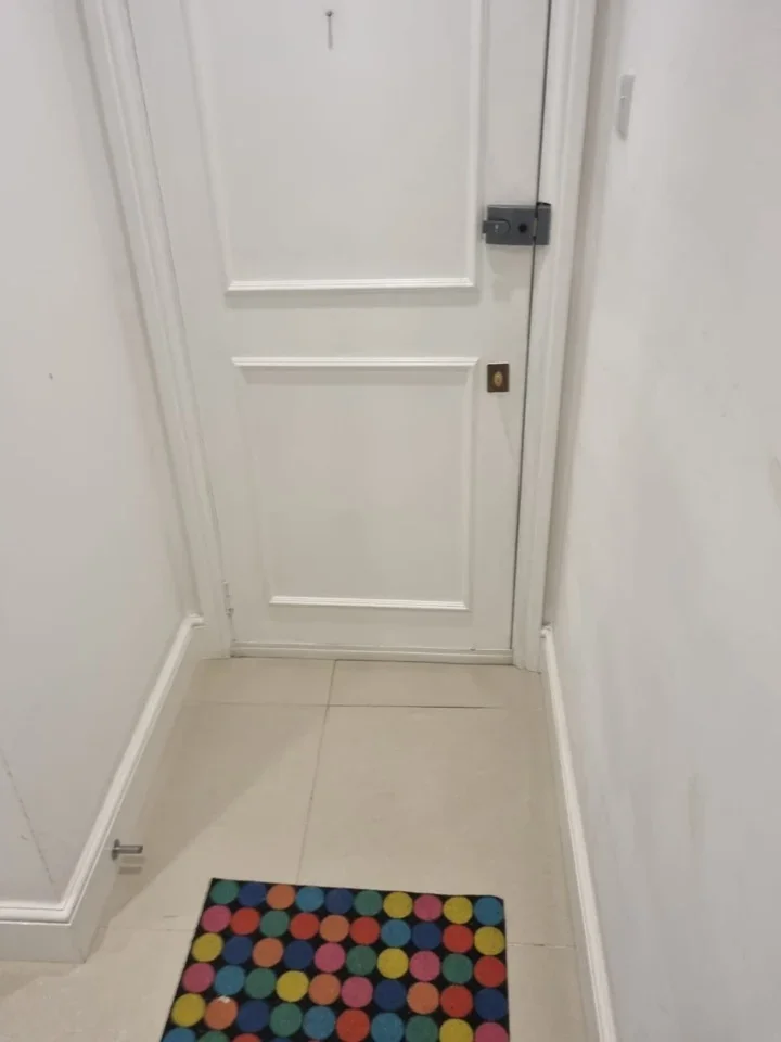 Flat Leinster Gardens in City of Westminster