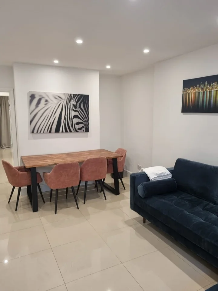 Flat Leinster Gardens in City of Westminster