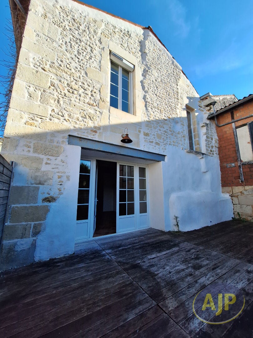 House Chemin de la Forge Royale in Javerlhac-et-la-Chapelle-Saint-Robert