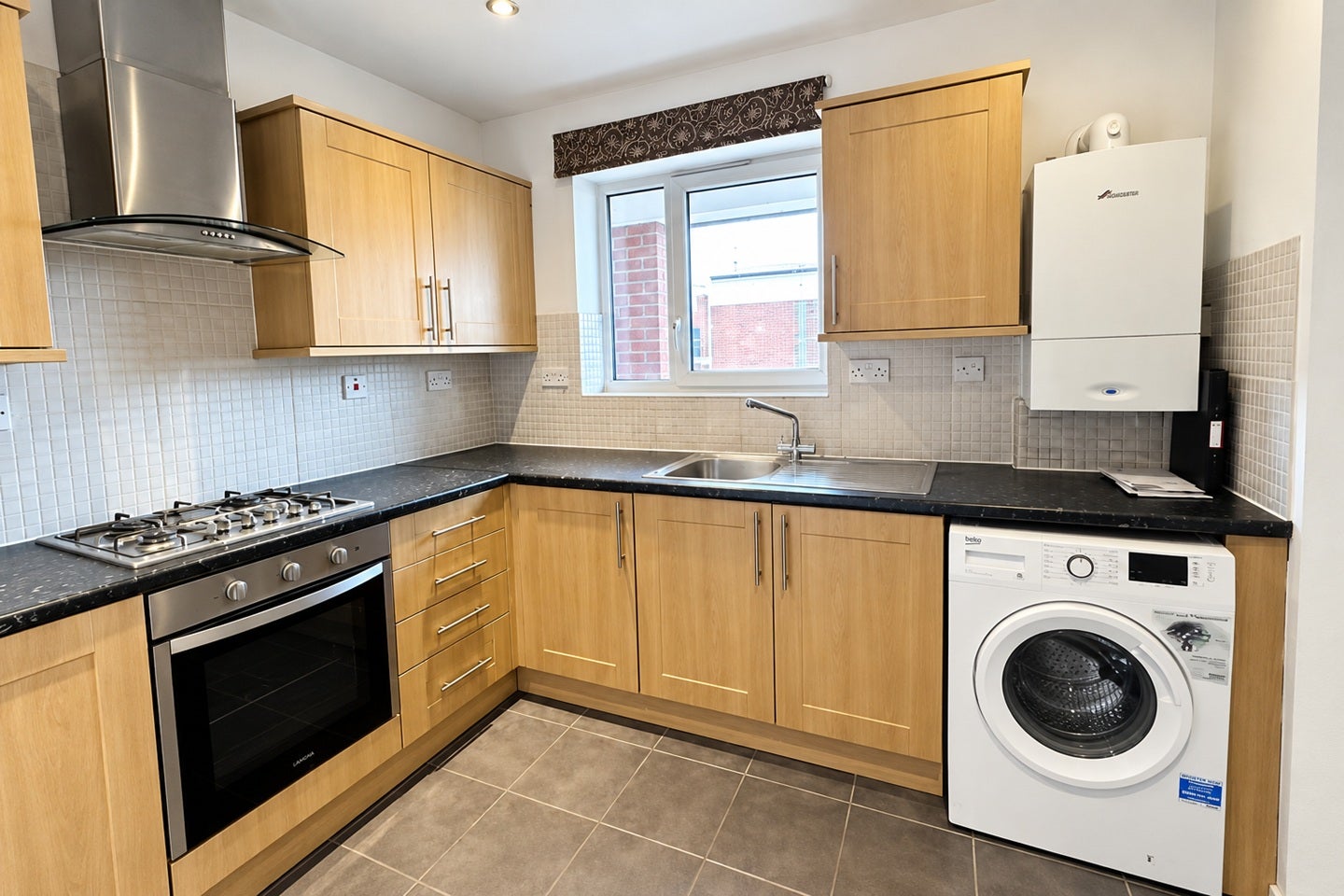 Room Clarence Lane in Greater London