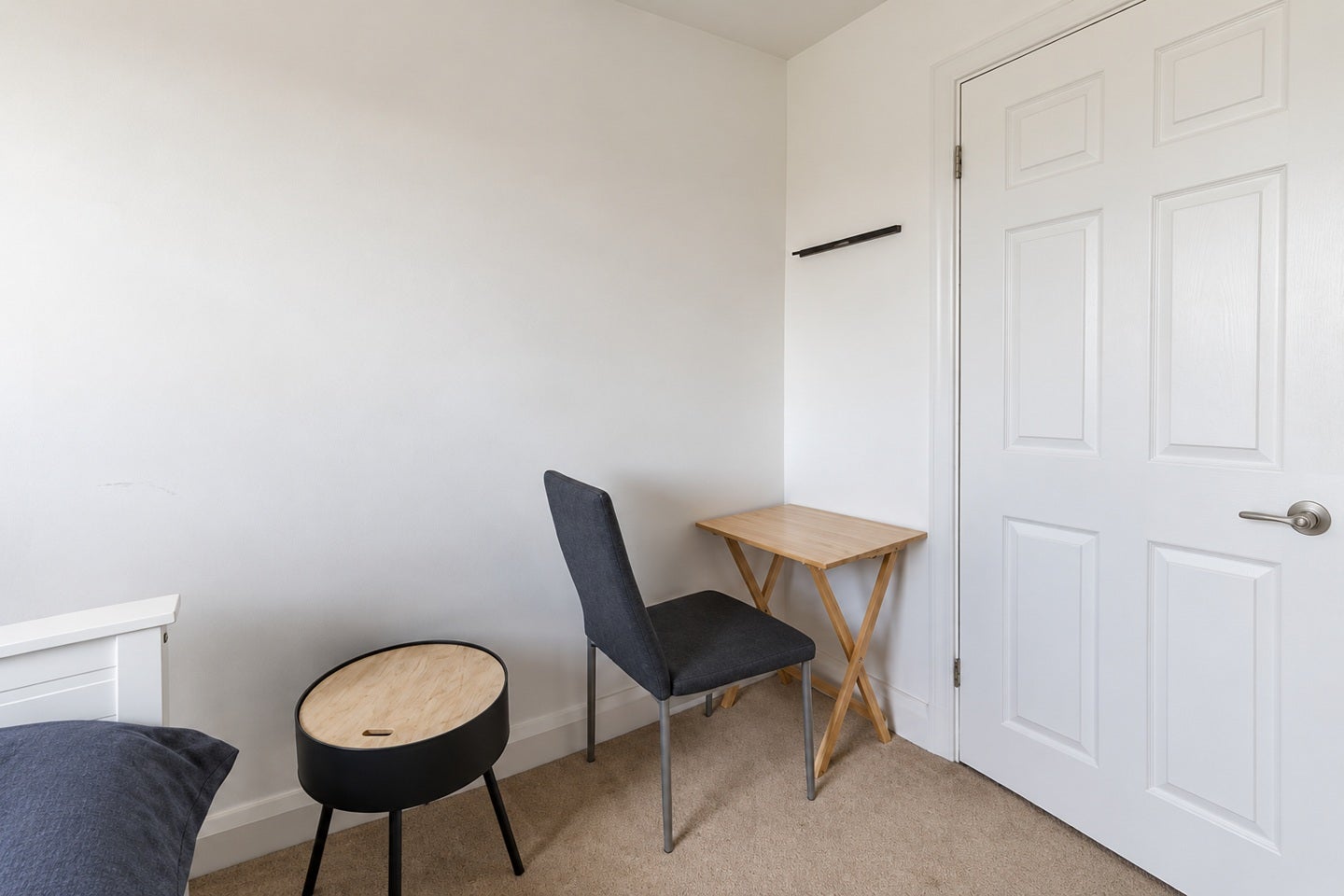 Room Clarence Lane in Greater London