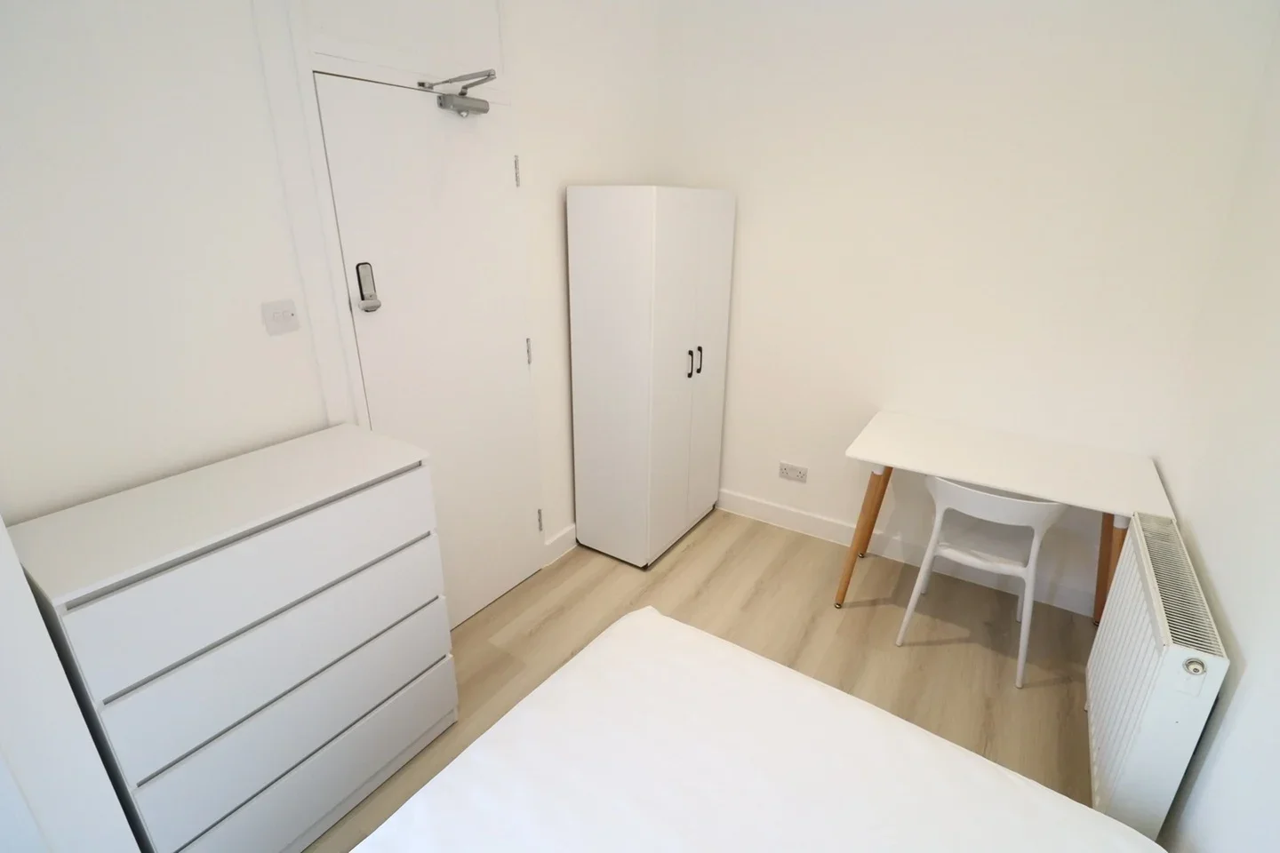 Room Thistlewood Close in Greater London