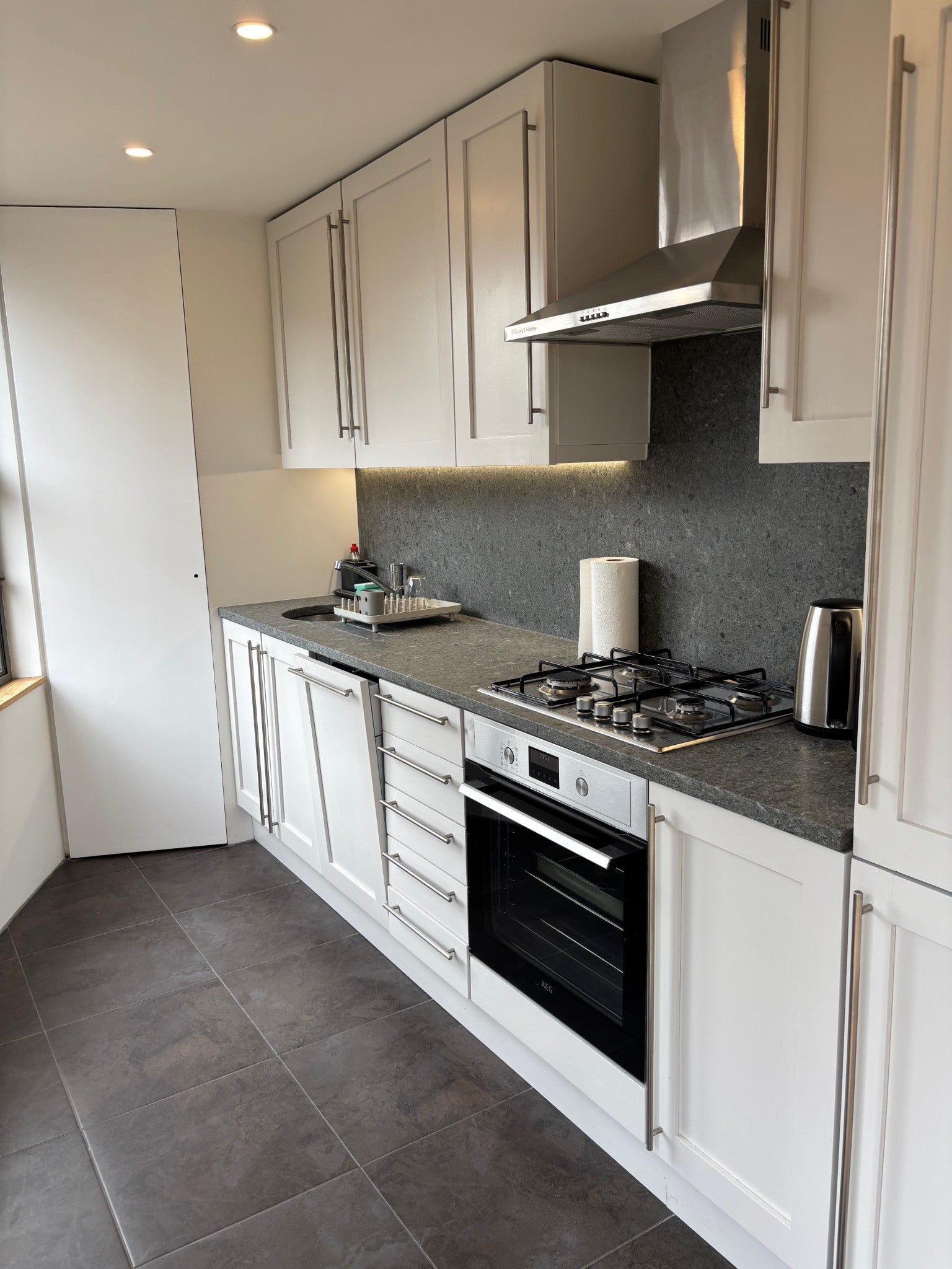 Flat Hopton Street in Greater London