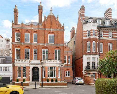 House Palace Court in City of Westminster