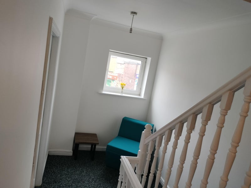 Room Platt Lane in Manchester