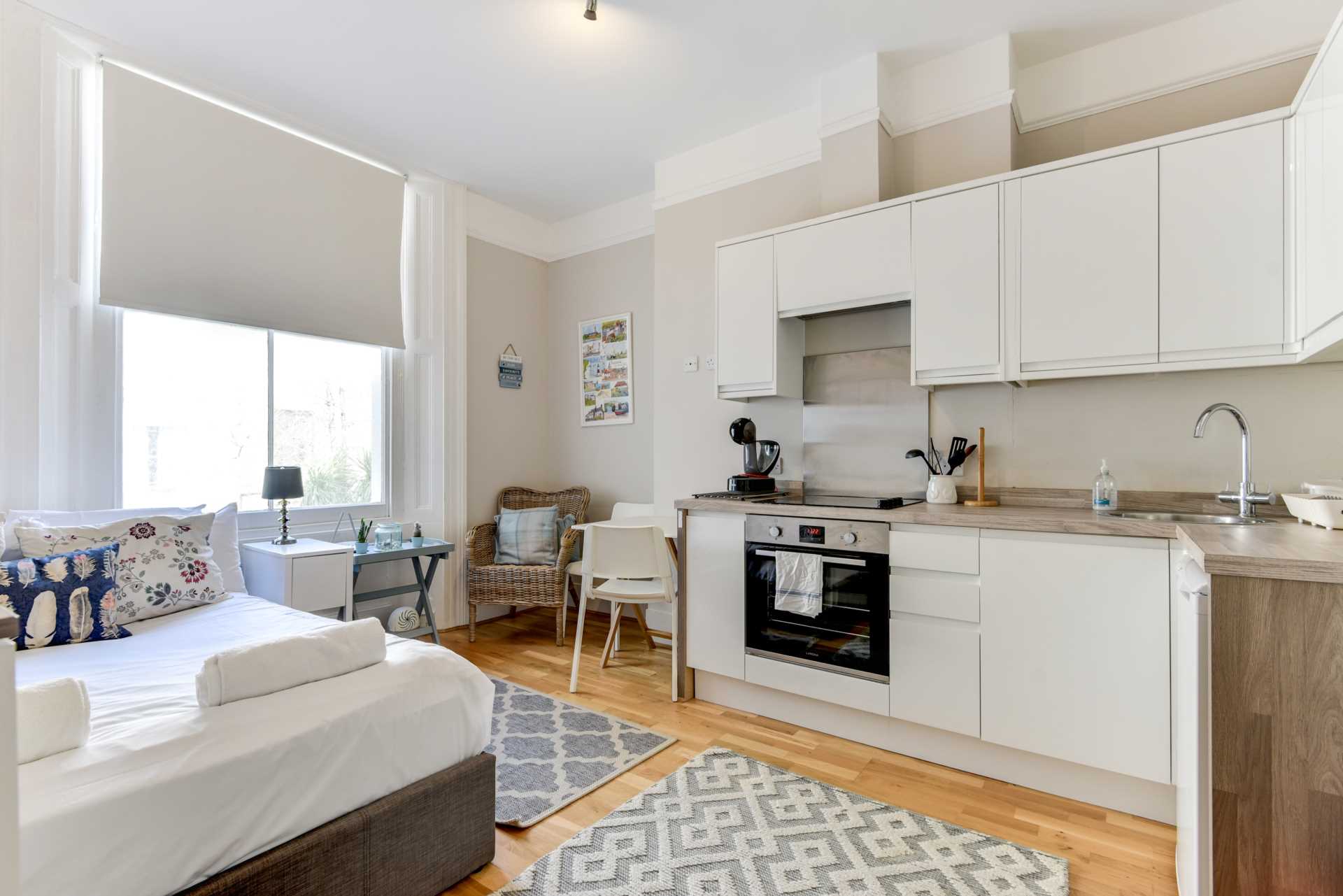 Flat Brunswick Road in Hove