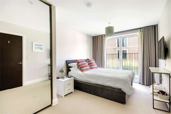 Flat Linden Close in Tunbridge Wells