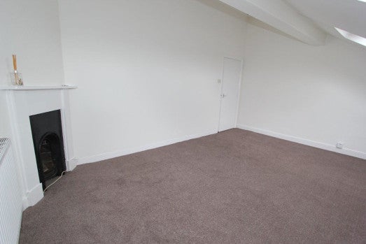Flat Fancy Walk in Stafford
