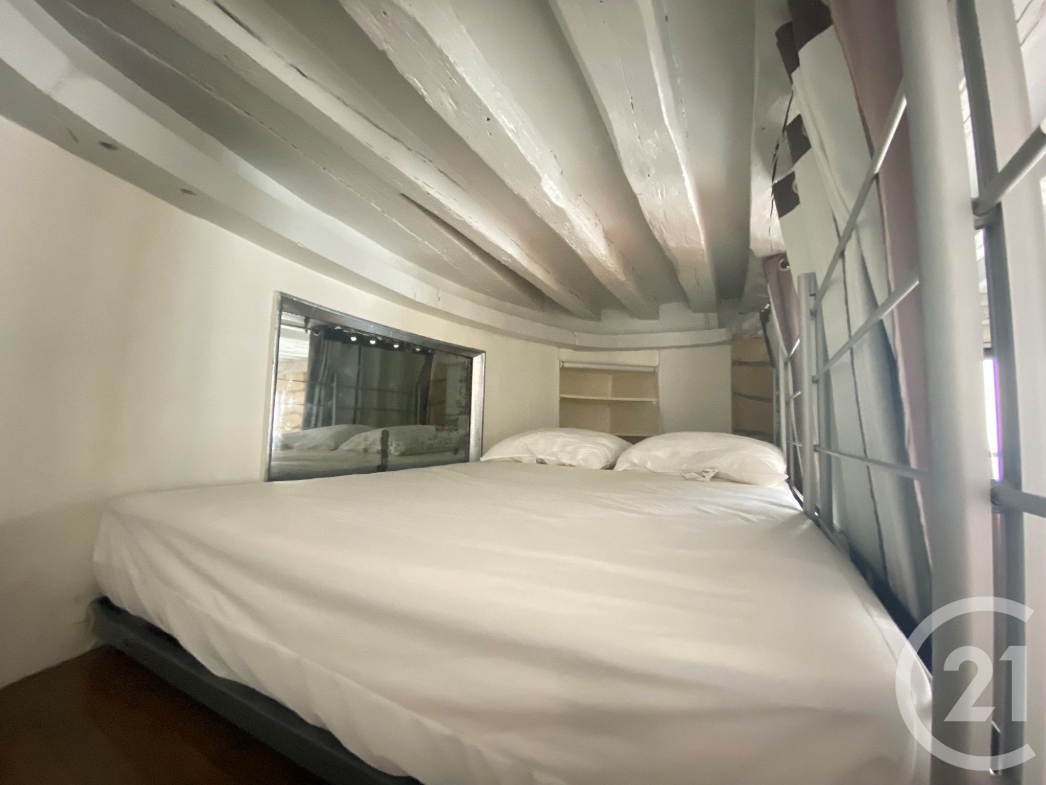 Appartement Rue Saint-André des Arts à Paris