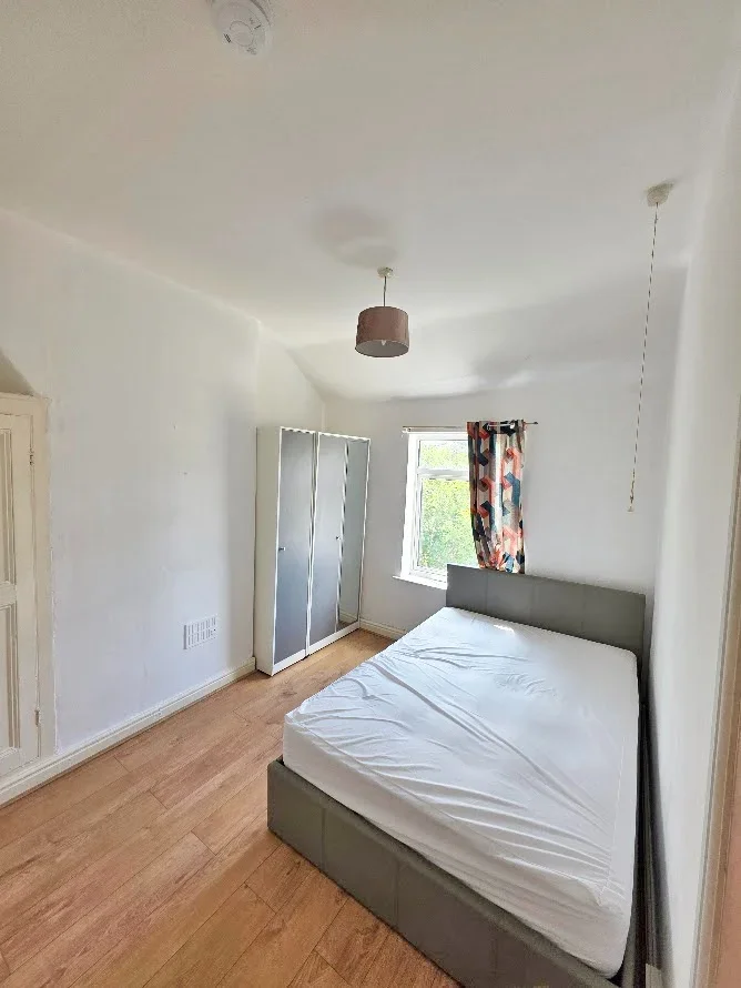 Room Field Drive in Shirebrook