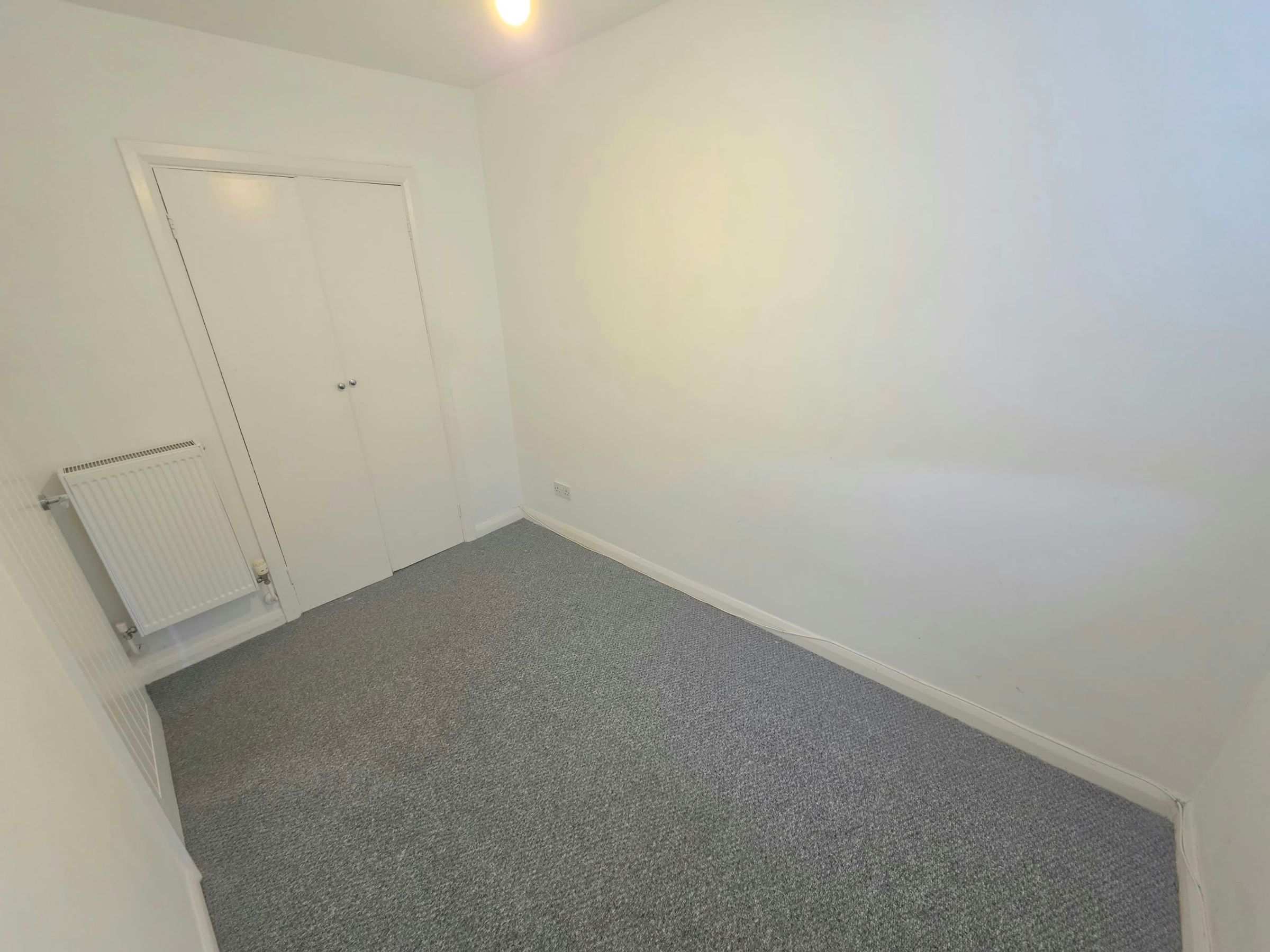 Flat Clarendon Road in Cardiff