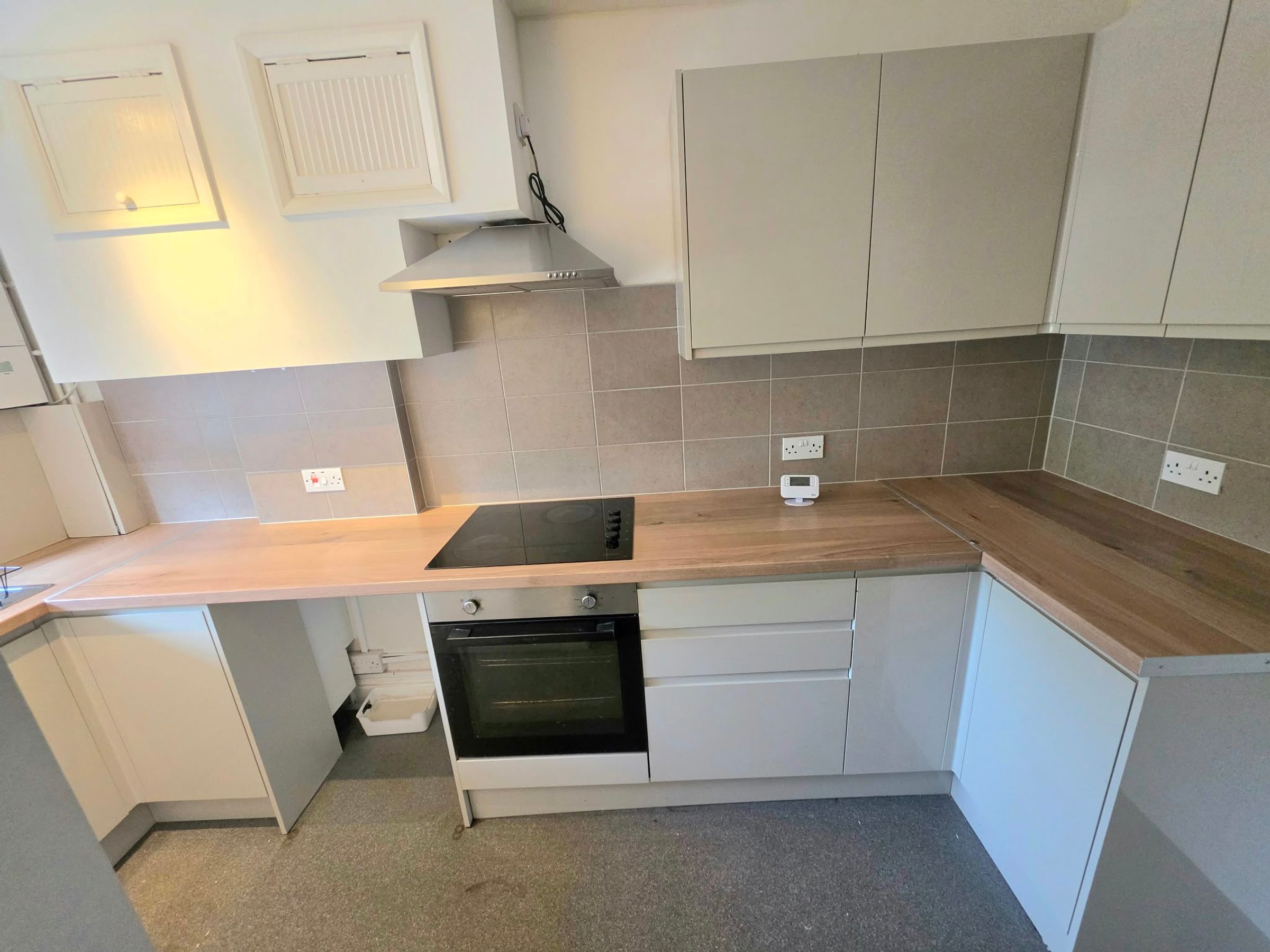 Flat Clarendon Road in Cardiff