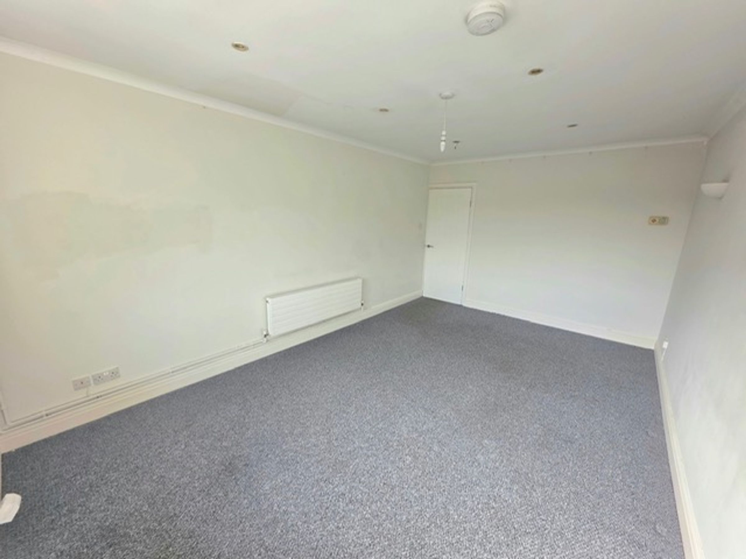 Flat Clarendon Road in Cardiff