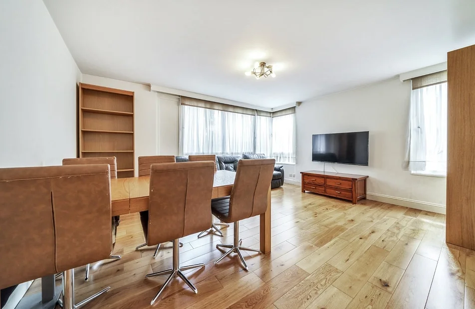 Flat Norfolk Crescent in City of Westminster