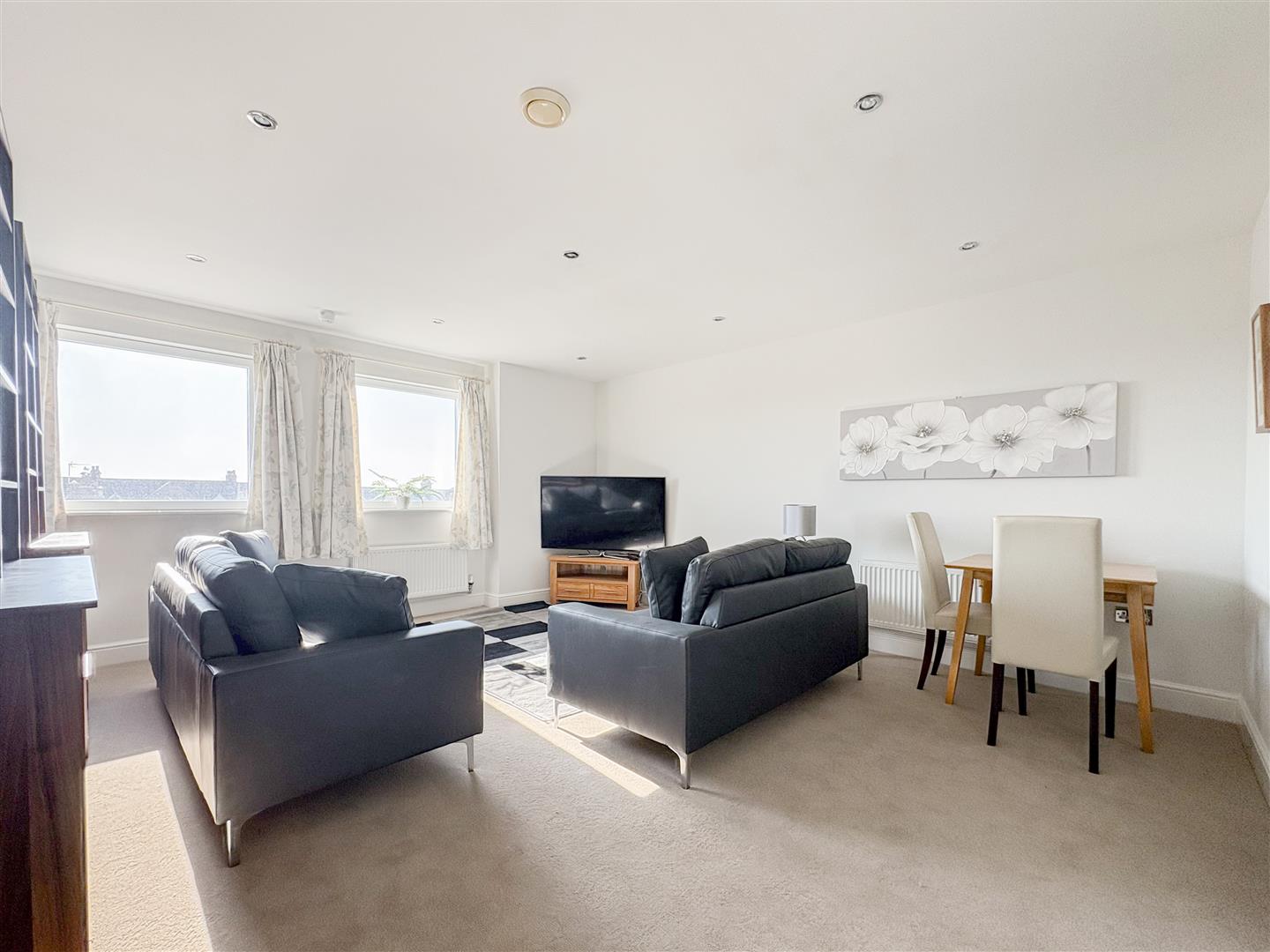 Flat Sackville Road in Rother