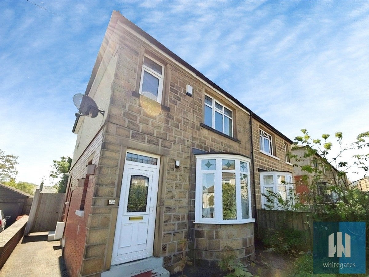House Long Grove Avenue in Kirklees
