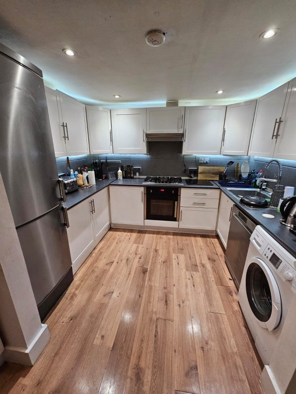 Room Hopewell Street in Greater London