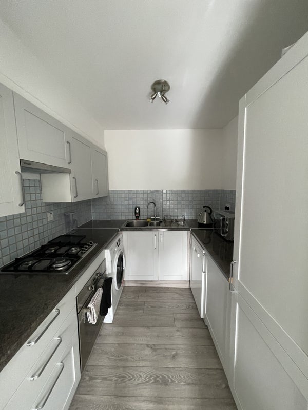 Flat Cape Yard in Greater London