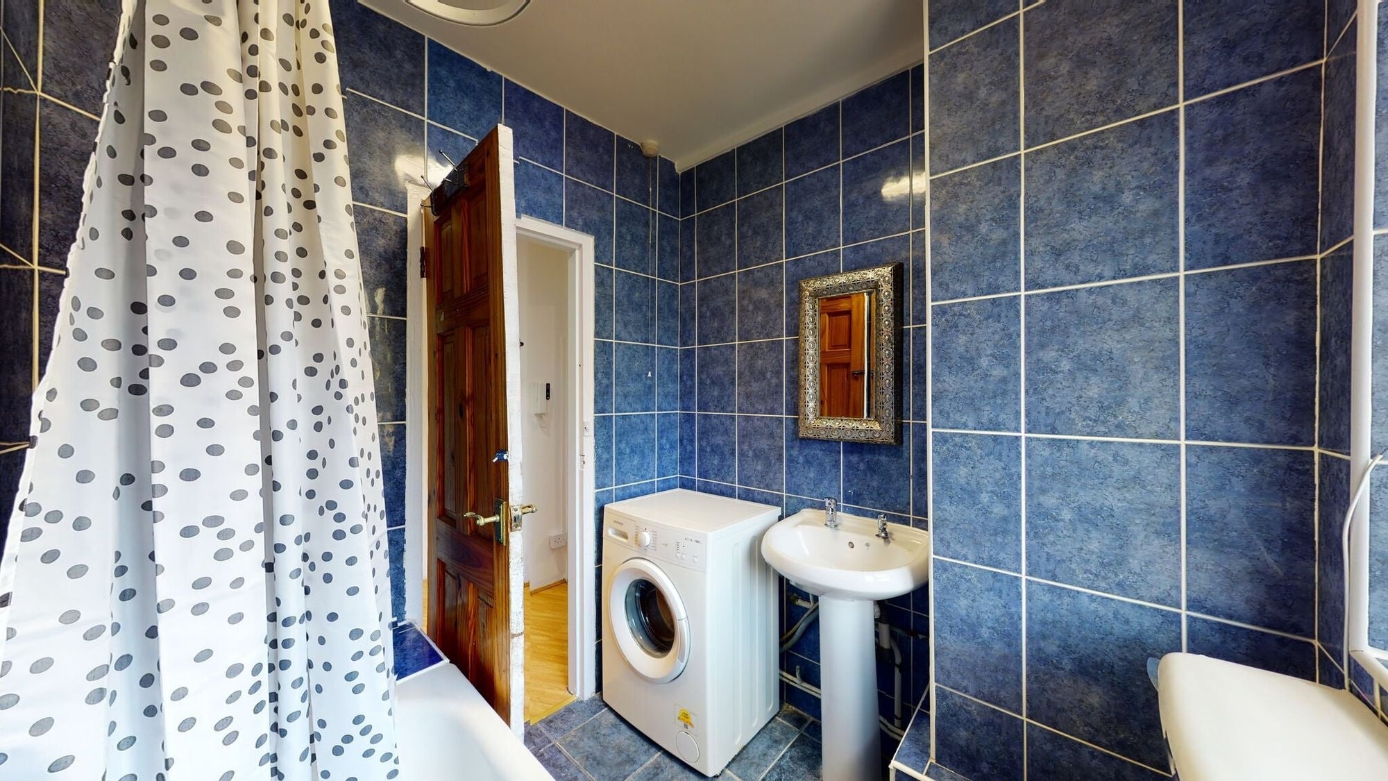 Flat Penfold Street in City of Westminster