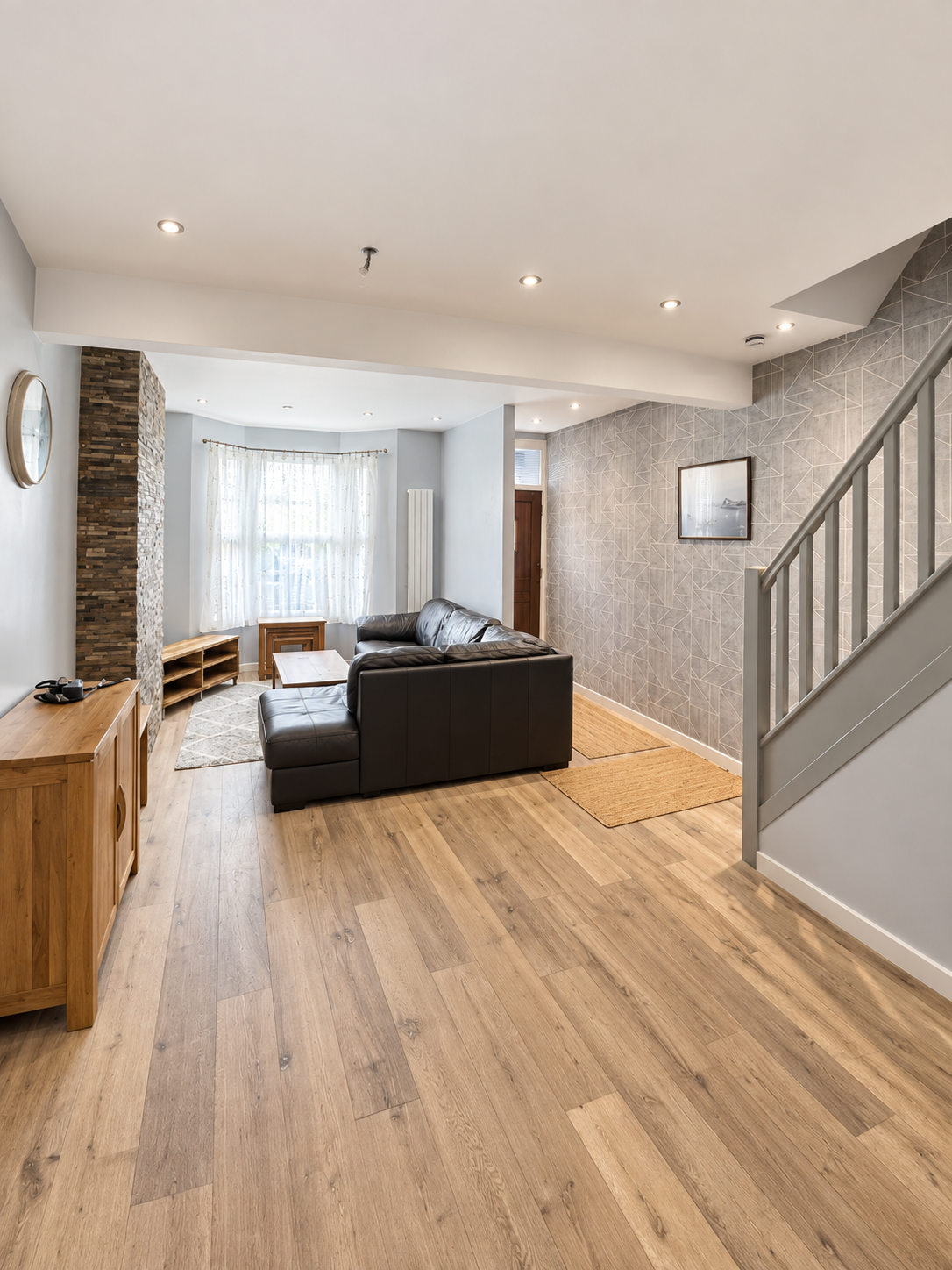 House Raynham Avenue in Greater London