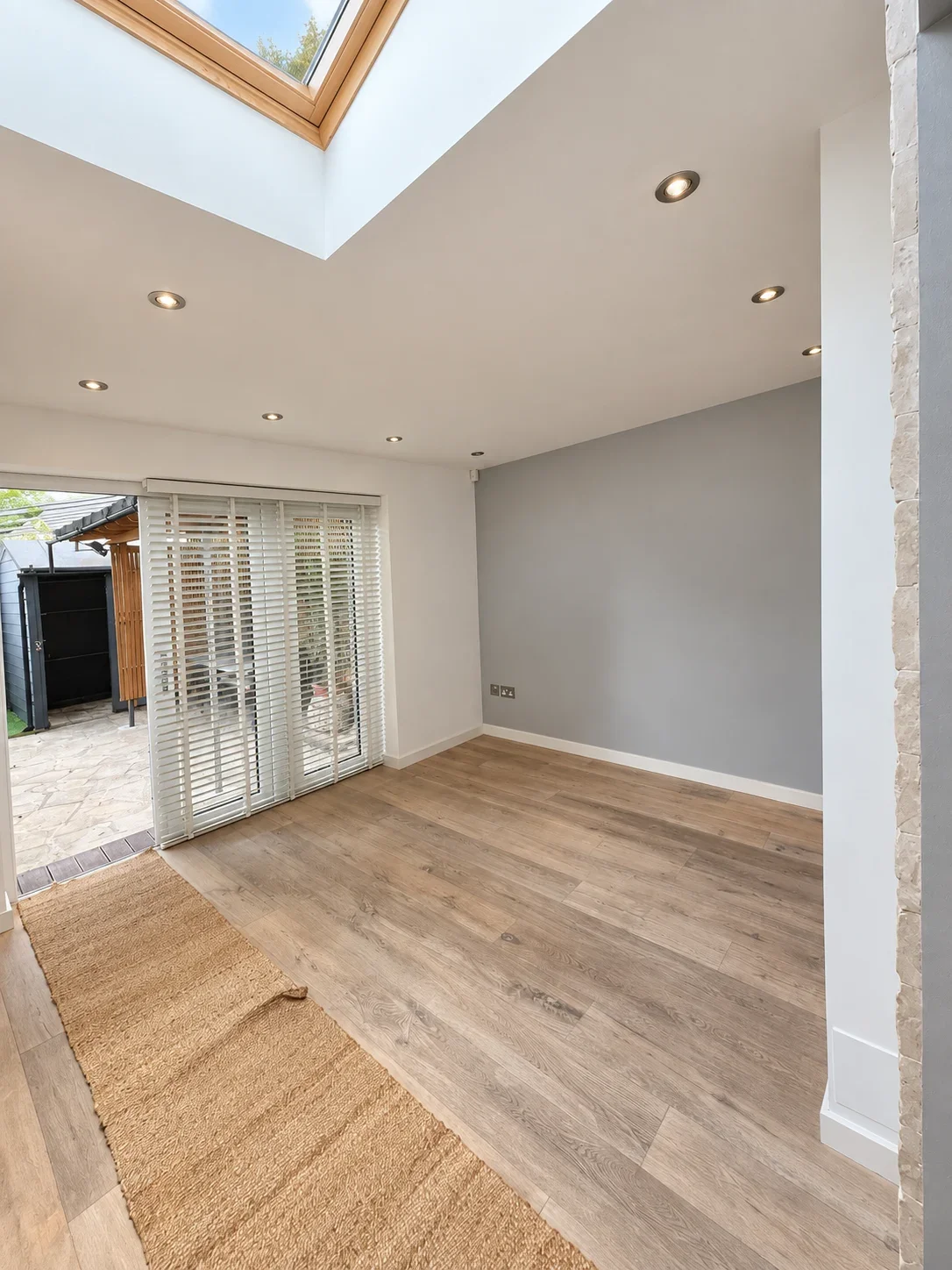 House Raynham Avenue in Greater London