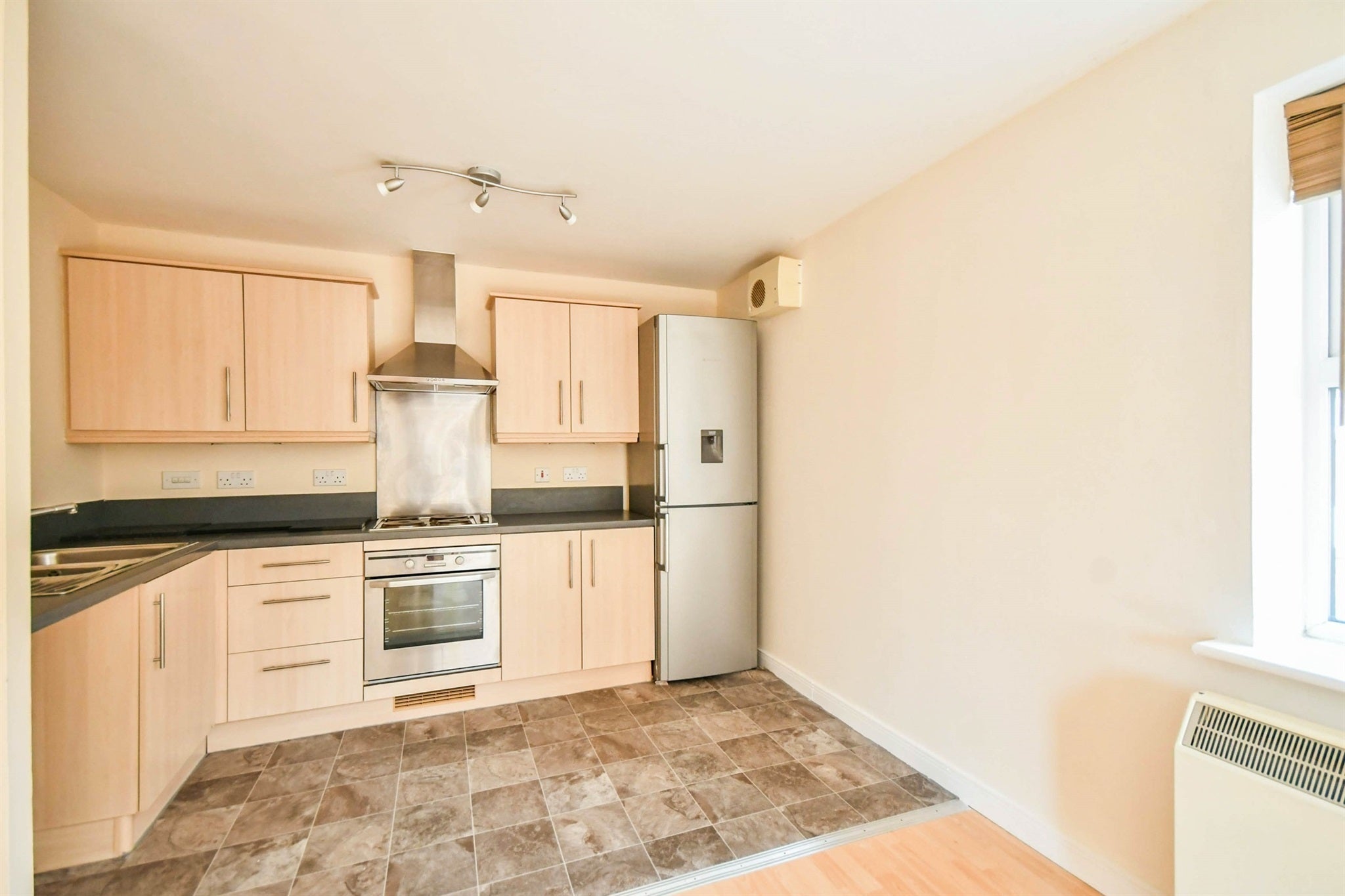 Flat Mazurek Way in Blunsdon St Andrew