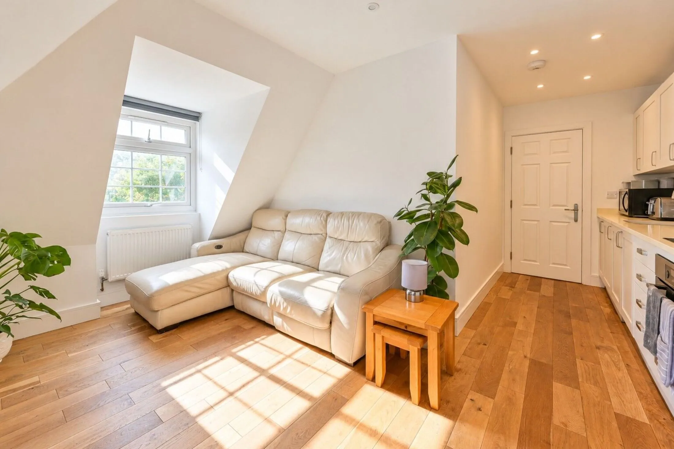 Flat Westfield Road in Woking