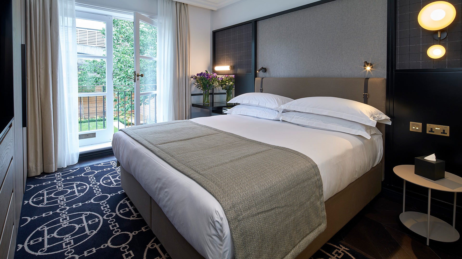 Flat Lexham Gardens in Greater London