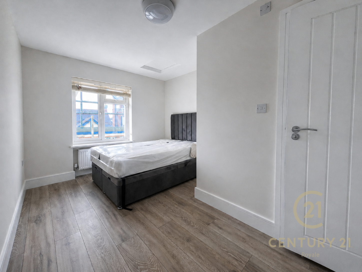 Room Surbiton Road in Greater London