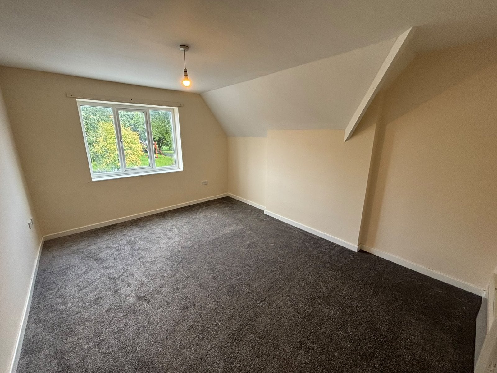 Flat Coltman Avenue in Beverley