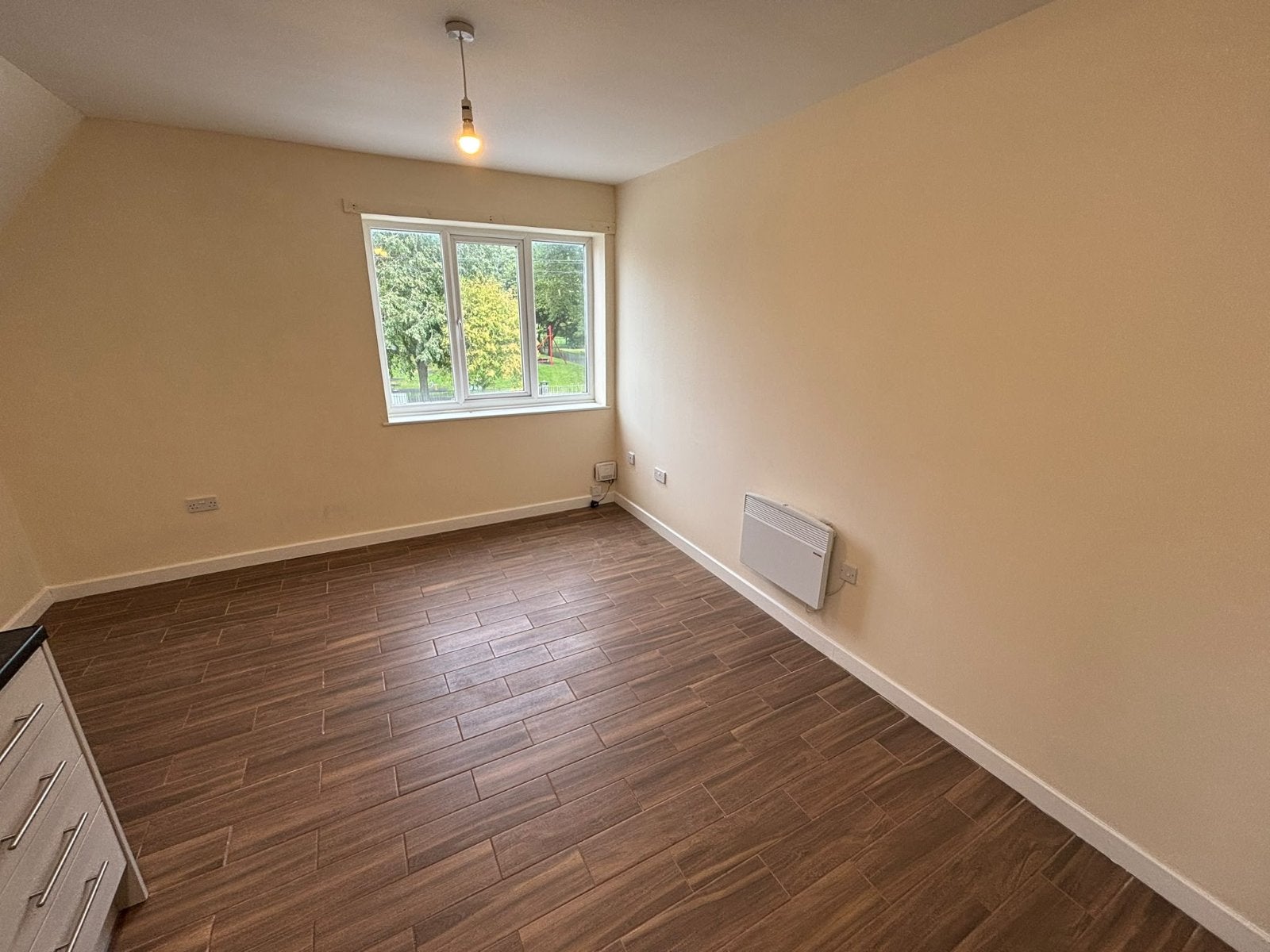 Flat Coltman Avenue in Beverley