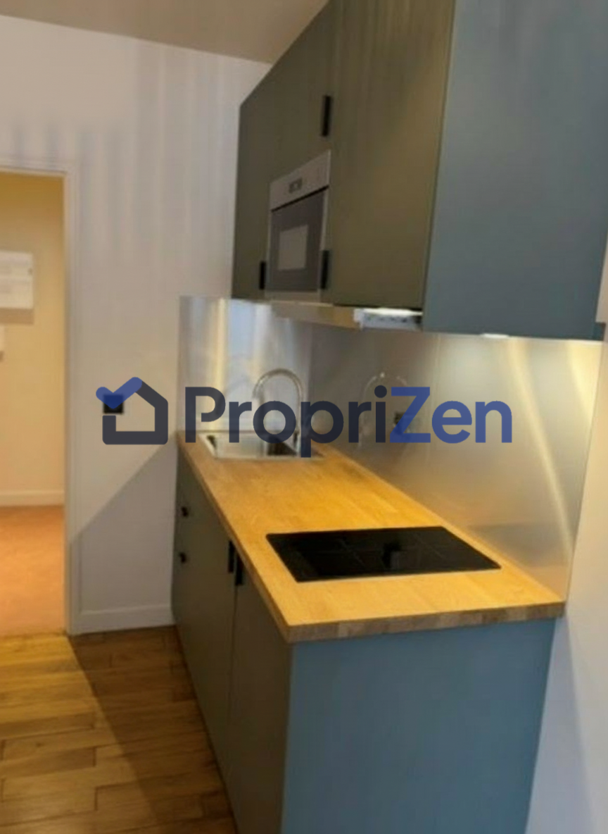Appartement Impasse de Lévis à Paris