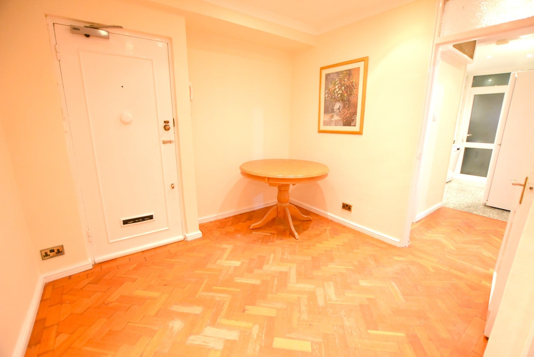 Flat Allitsen Road in City of Westminster