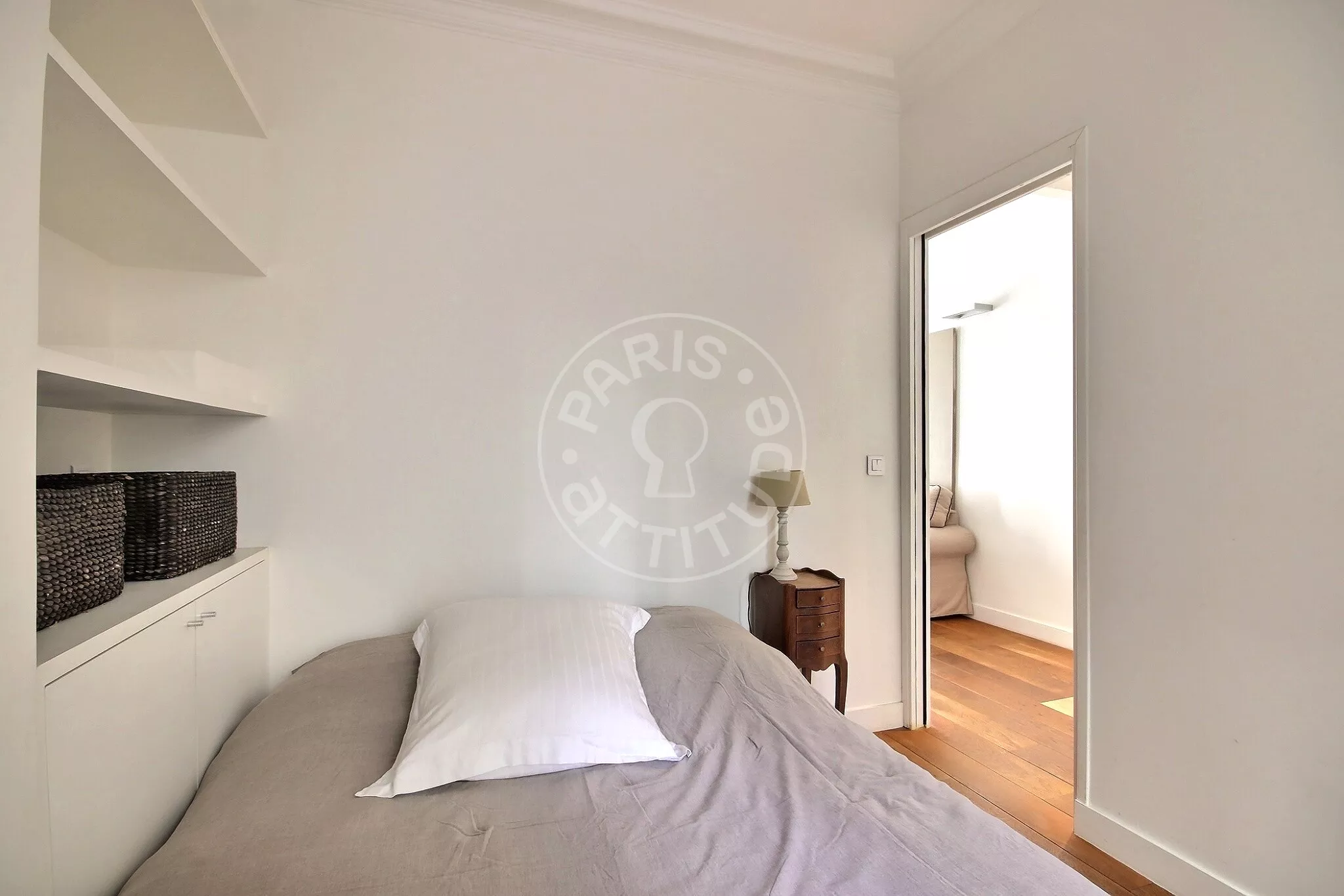 Appartement Rue Yvonne Le Tac à Paris