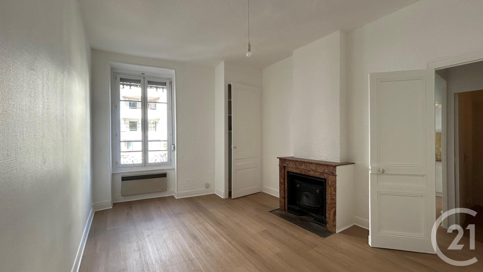 Flat Cours Tolstoï in Villeurbanne