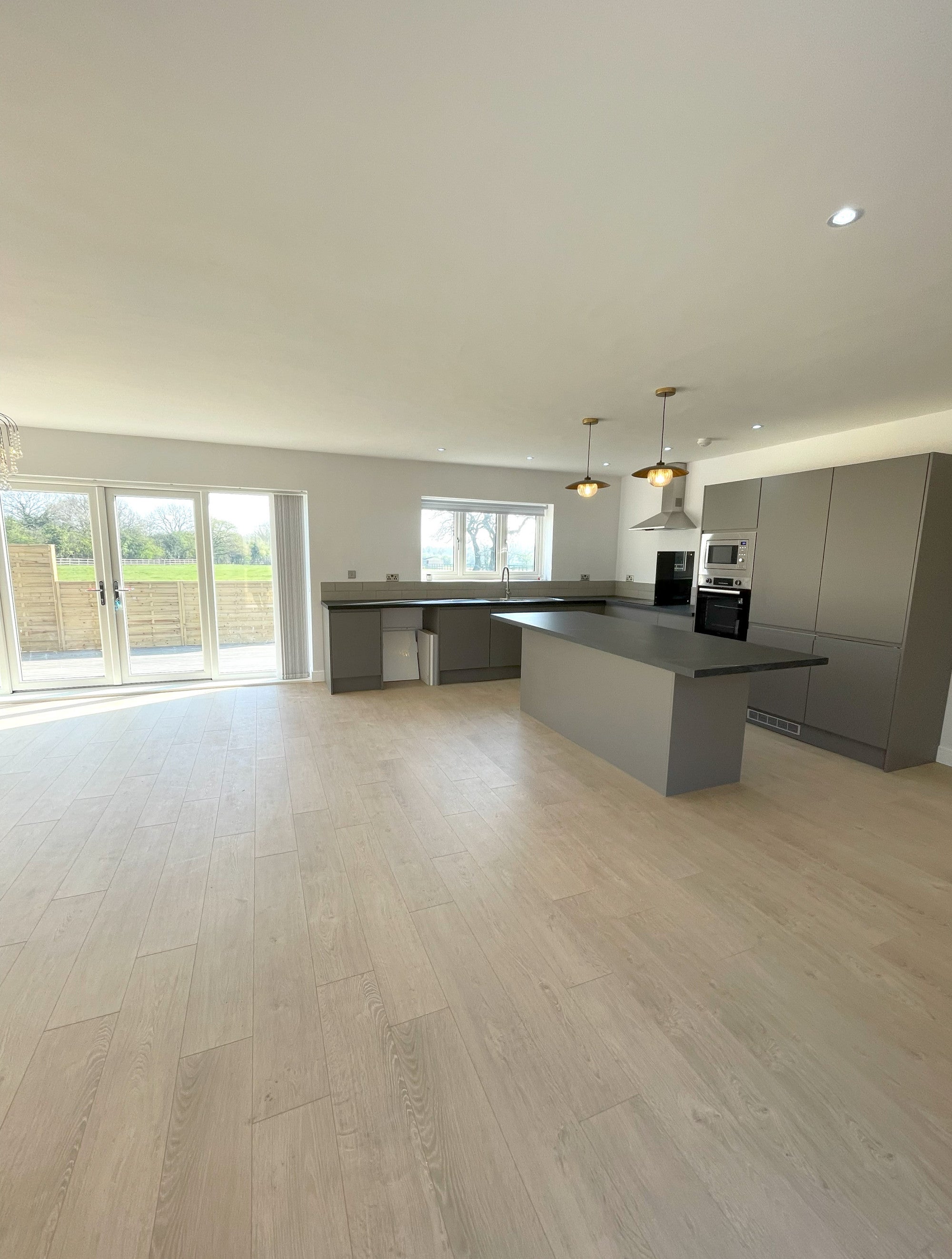 House Wirral Way in Willaston
