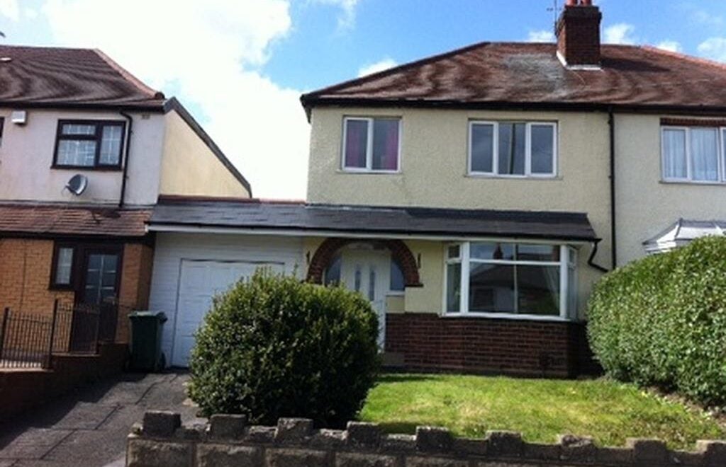 House Buffery Road in Dudley