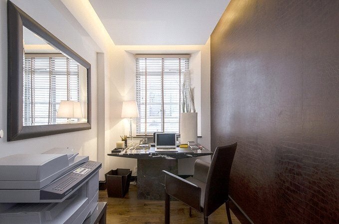 Flat Sloane Street in Greater London