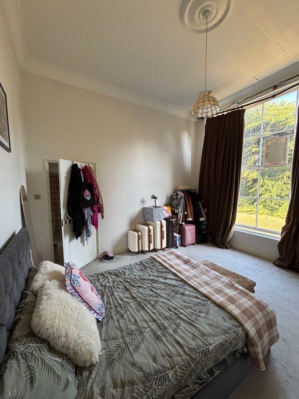 Room The Paragon in Greater London