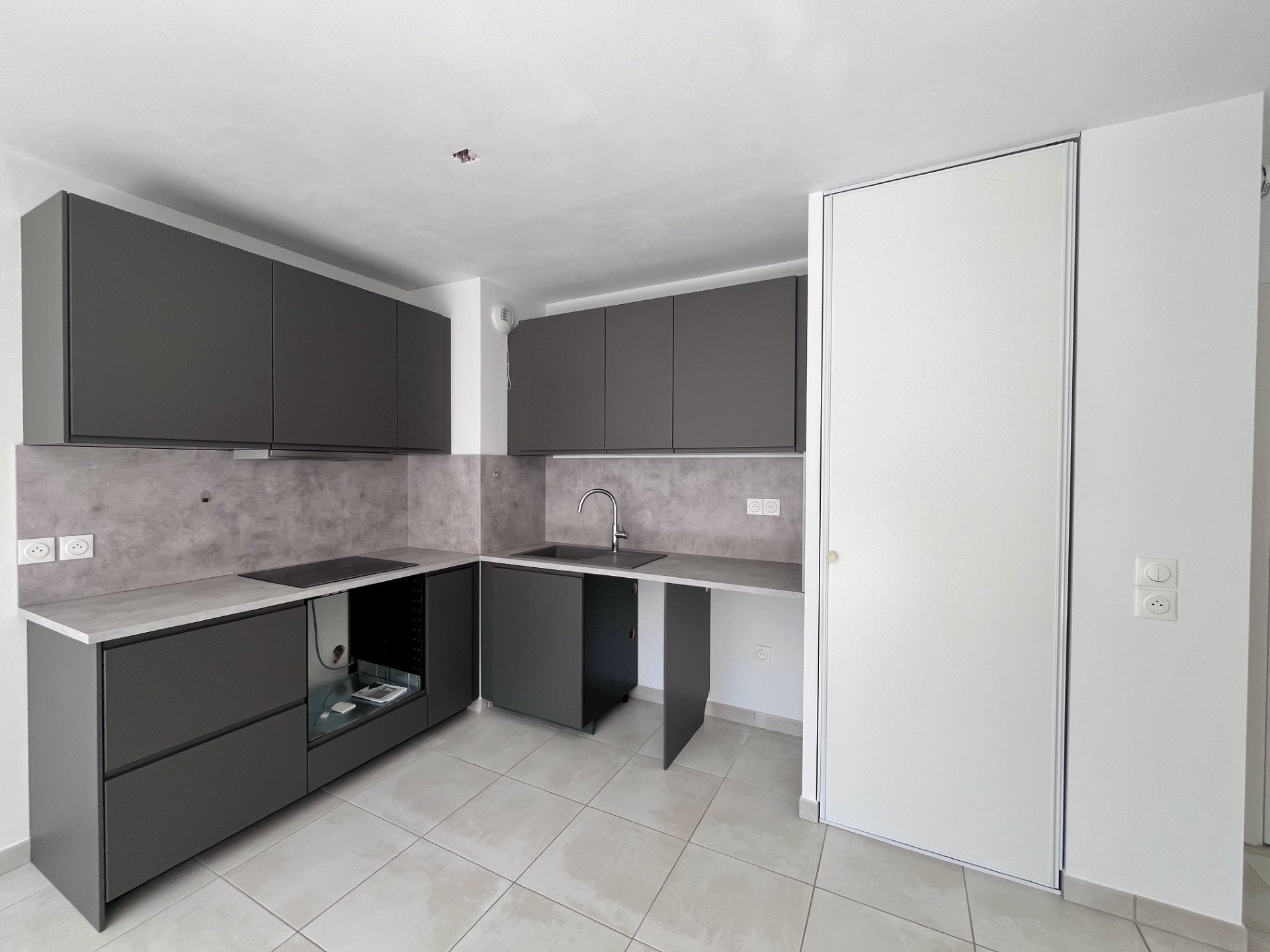 Appartement Avenue du Général Leclerc à Villeneuve-lès-Avignon