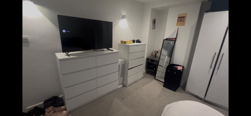Room Spinners Way in Manchester